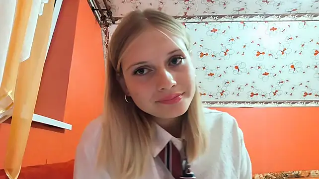 LavelleHolbrook live cam on StripChat