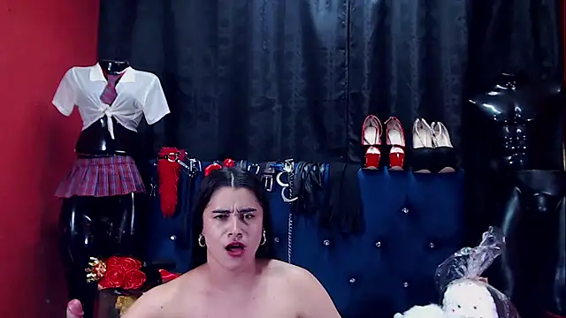 Hannamariana live cam on StripChat