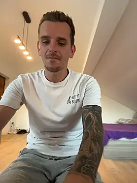 Huge_cock22cm
