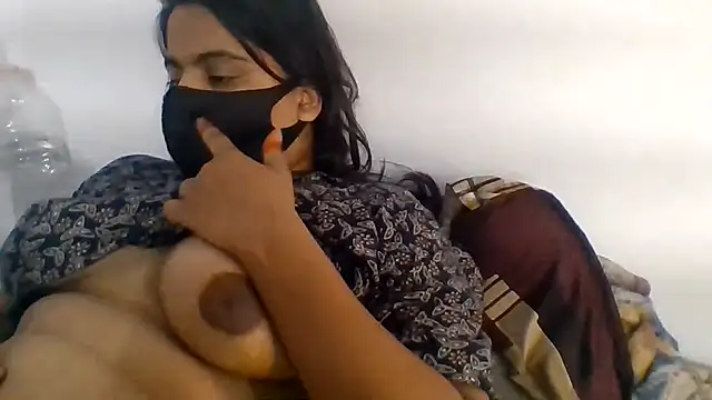 Ritu_Raj0 live cam on StripChat