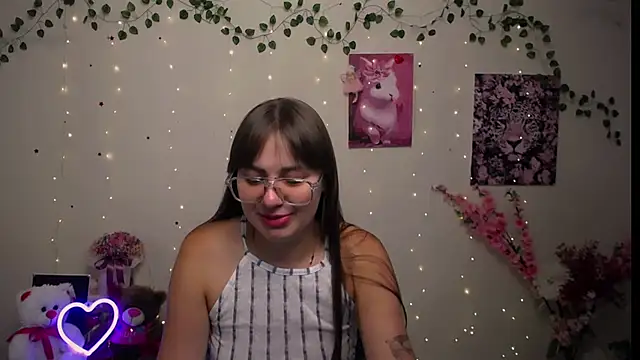 Amanda_Bright_