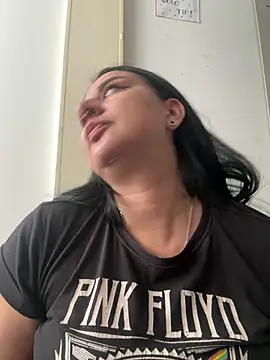 Abril_Luv webcam