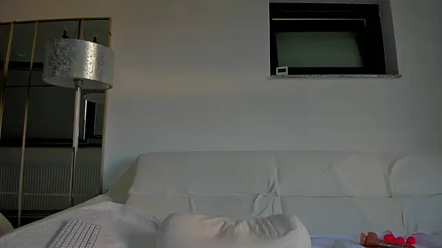 bellahot77 webcam