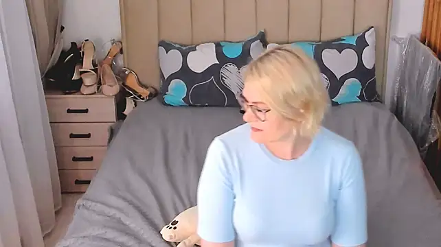 sabrinamacmarren webcam
