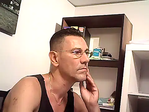 mastercharisma35 webcam