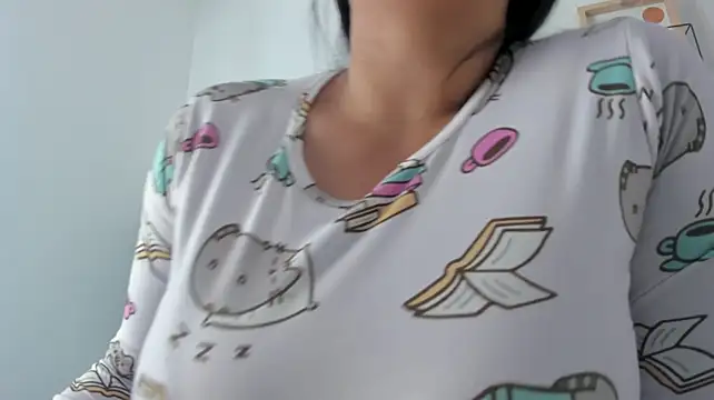 MaraOwen_ webcam