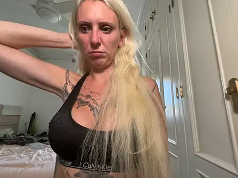 didi-diamond Live Webcam on Stripchat