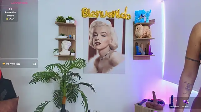 SALOOMEE__ webcam