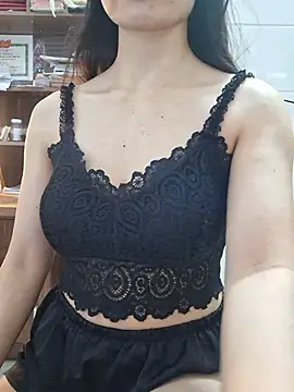 Mlemmz live cam on StripChat