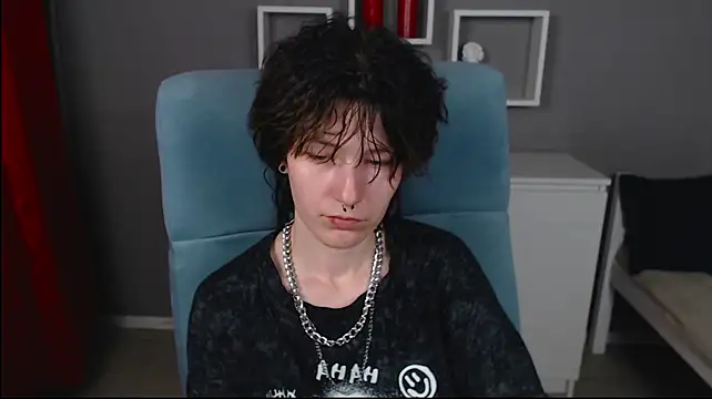 guitarandangell live cam on StripChat