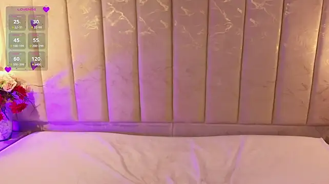 JulieDeep live webcam