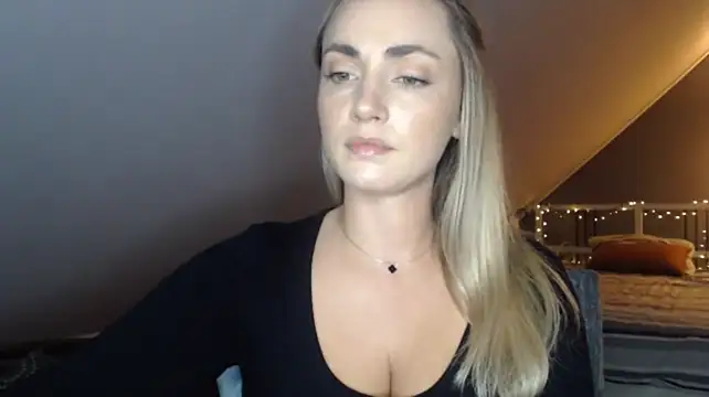 ScarlettSensitive live webcam