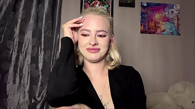 JaneePeressini webcam
