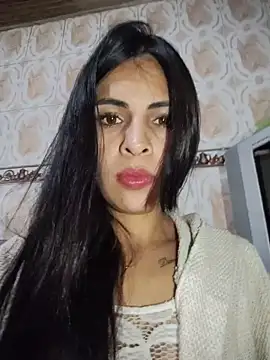 Astrid-- live sex cam