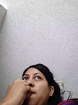 Tiphanydirty3 live cam on StripChat