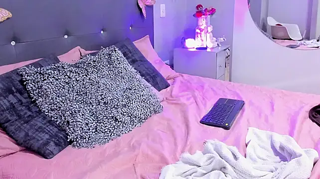 coralcarter1 live cam on StripChat