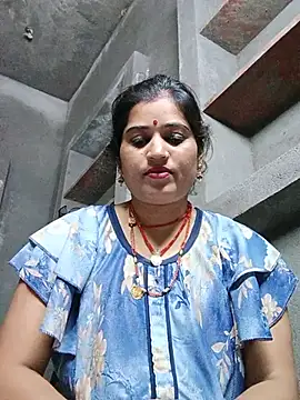 Hot_kamla