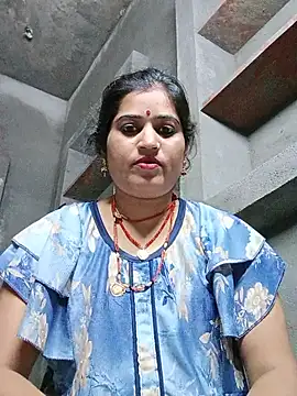Hot_kamla