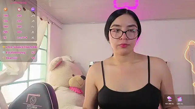 MILAH_TAY webcam