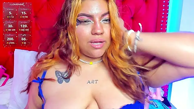 SunnyHoney_ live cam on StripChat