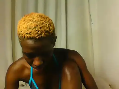Goldy_petite