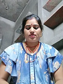Hot_kamla