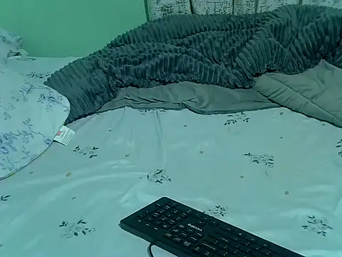 Prettybootty webcam