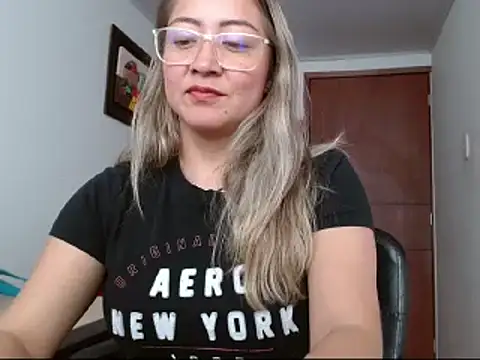 officialRoseVelvet webcam