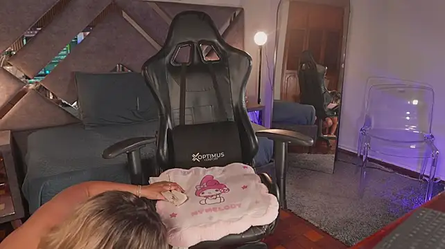 KateOwens webcam