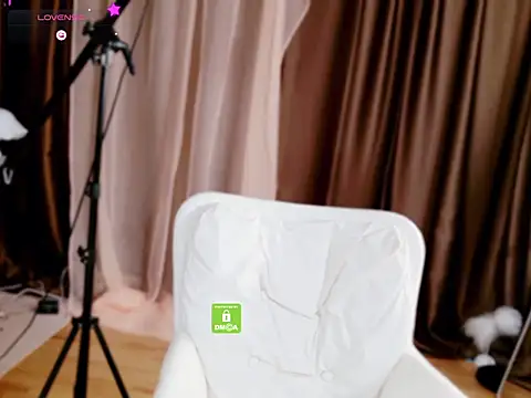 Chenchen_666 webcam