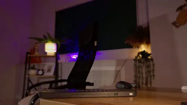 ClaireMathis webcam