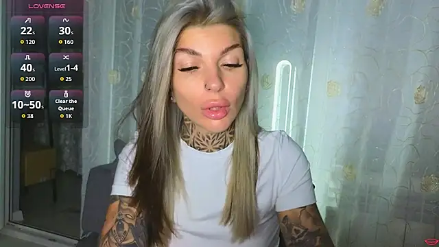 tattooedBabyy webcam