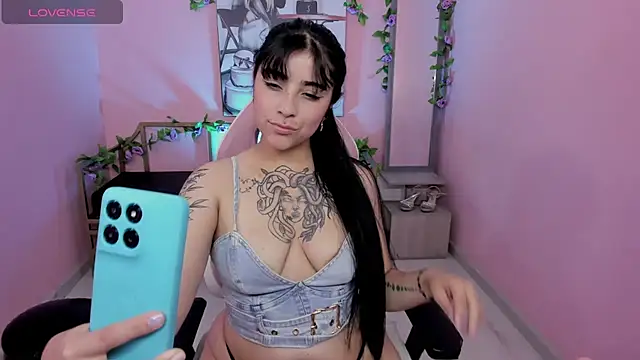 Adri_gomez_x webcam