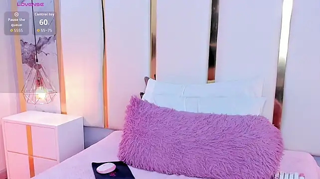 KamilaVegga webcam
