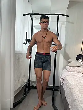 Paradise_boy__'s live cam