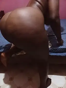 ThickBooty_234 webcam