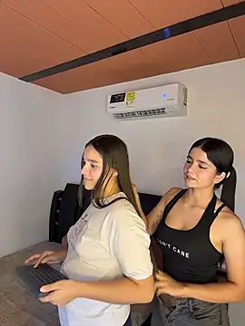 Zow_ webcam