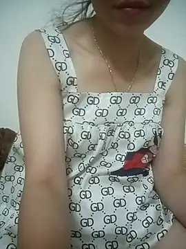 Aria_Maya live cam on StripChat