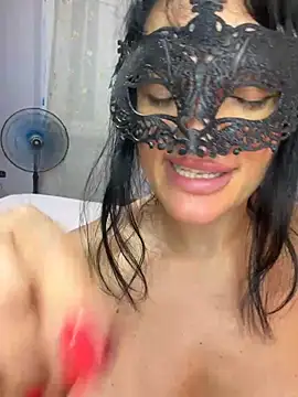 blackladyhot webcam