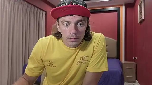 Marrymeplz webcam