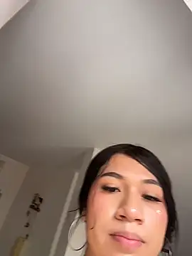 Modèle: Celeste_villanueva_
