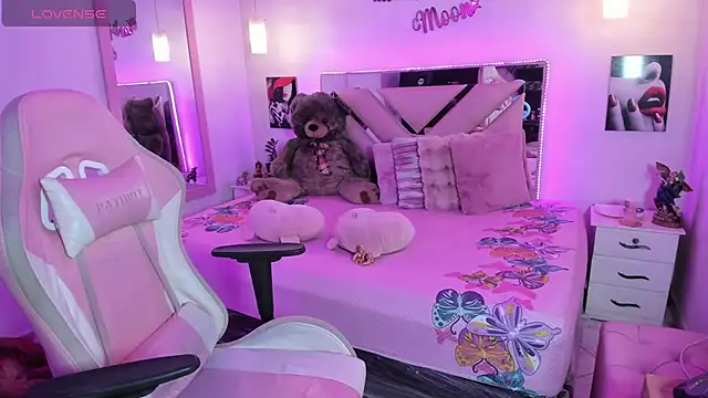 Karly_moon webcam