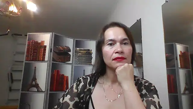 Selena_Moo live cam on StripChat