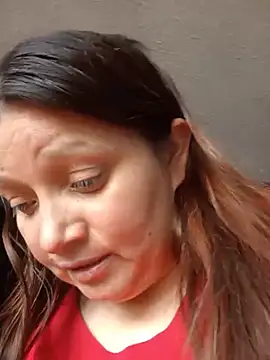 kittyredd live cam on StripChat