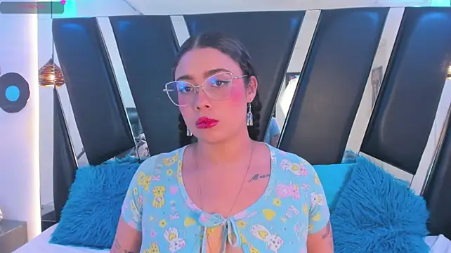 antonelllepiercee webcam