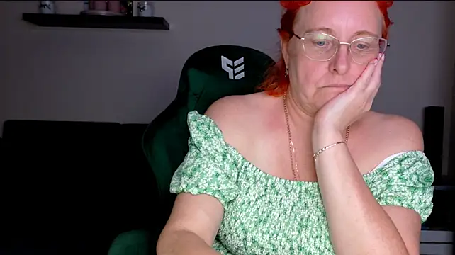 JoannaAndNeighbour webcam