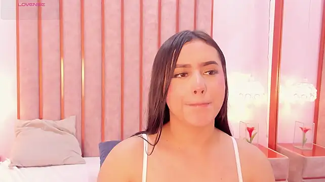 Zoe_Monrow webcam