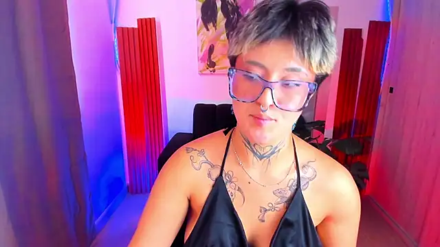 Rebeka-baker webcam