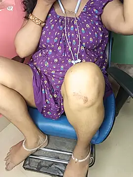 DesiRiya26 webcam