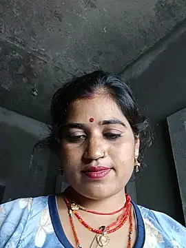 Hot_kamla